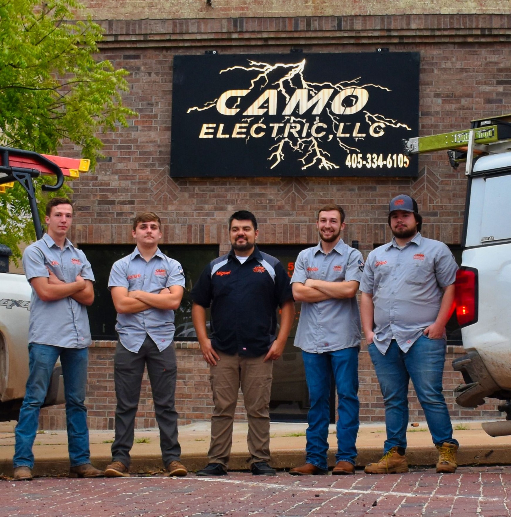 Camo Electric service truck